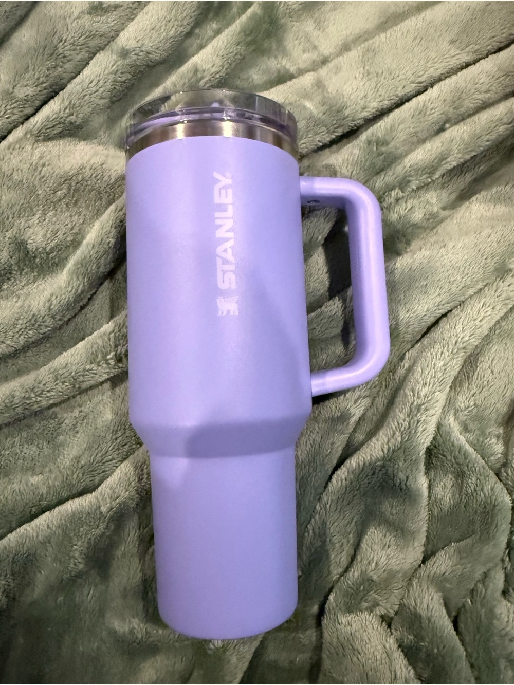 Stanley Hydrangea 40oz ProTour Quencher. Gently used